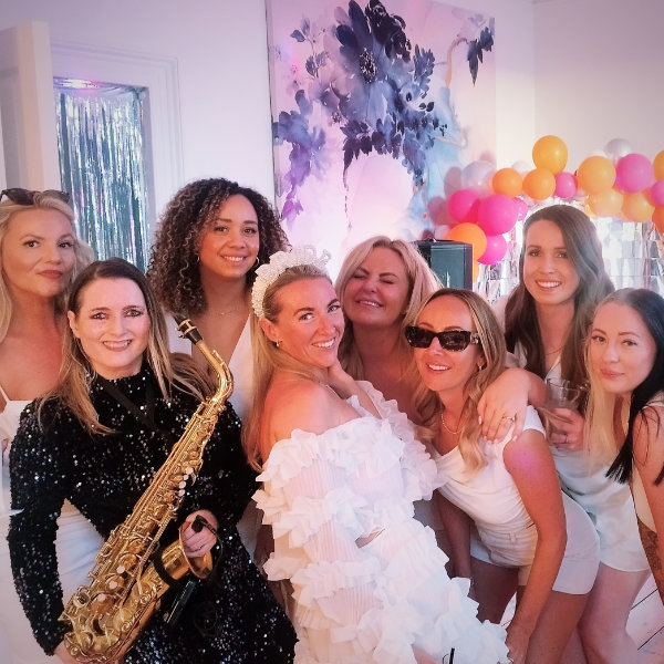 hen party musician