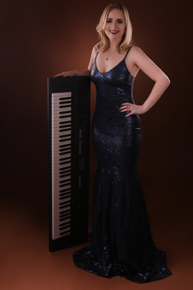 wedding pianist